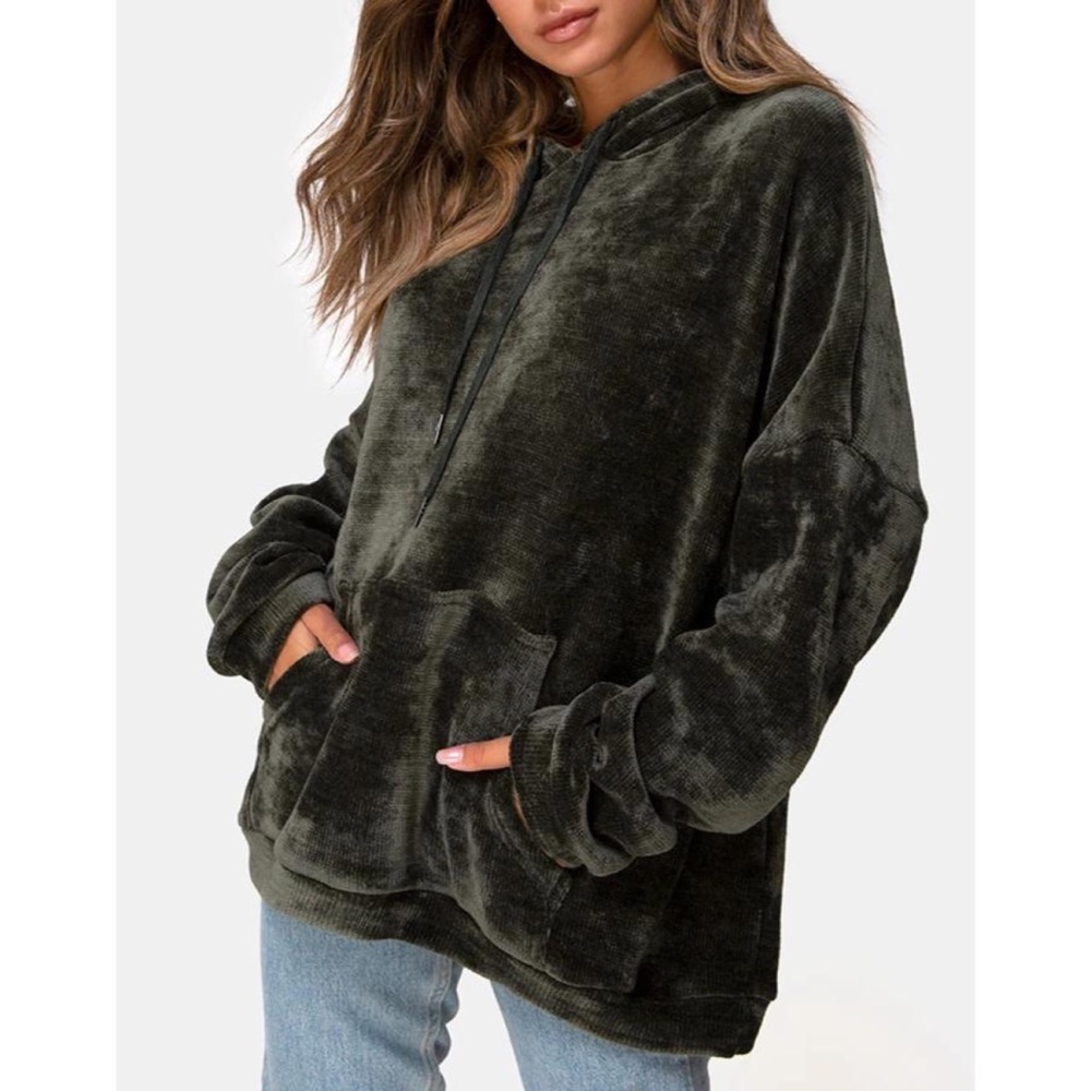 Oversized green hoodie